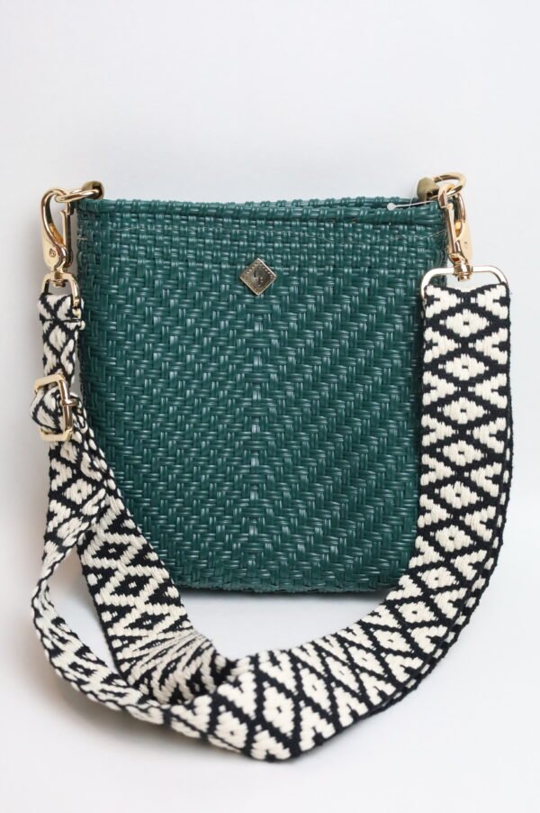 Bandolera Verde Oscuro – Estilo y Funcionalidad Diaria