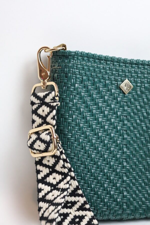 Bandolera Verde Oscuro – Estilo y Funcionalidad Diaria