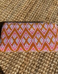 Cartera Bordada