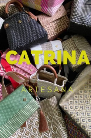 Cartera naranja con blanco y rosa