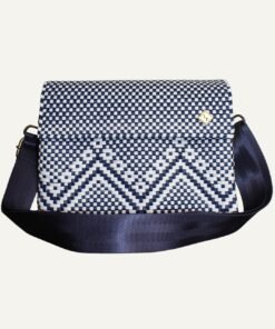 CROSS BODY BLUE AND WHITE